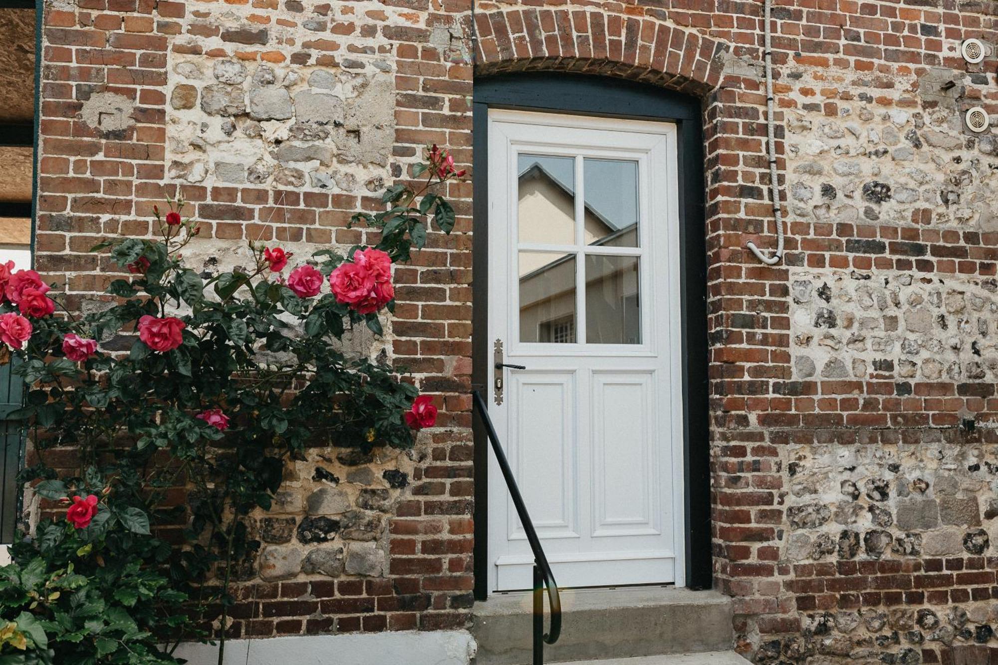 Le Bourg-Dun Les Fleurs De Mariaヴィラ エクステリア 写真